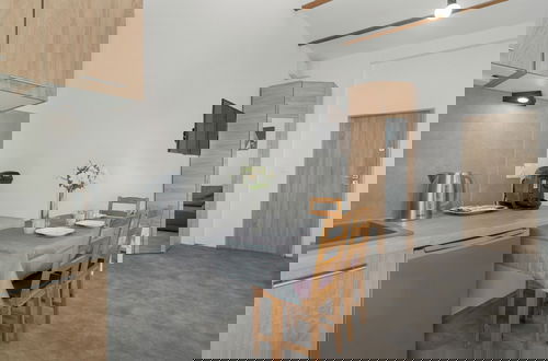Foto 3 - Grey and Beige Poznan Studio by Renters