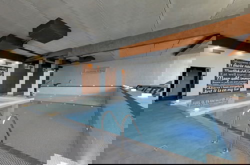 Foto 19 - Apartment With Gym and Sauna by Renters