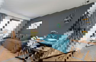 Foto 1 - Apartment With Gym and Sauna by Renters