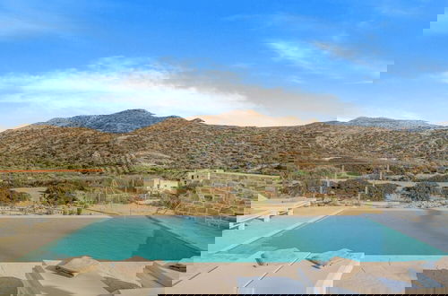 Photo 4 - Villa Nala With Pool by Matala