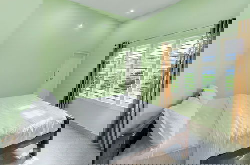 Photo 11 - iROOMZ Eco Brickmark Serviced Apartments