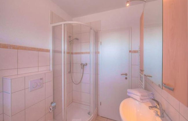 Apartment in Schrocken Near Ski Arlberg - Foto 16