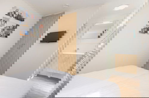 Foto 2 - Modern Lodge With two Bathrooms, Near the Beach