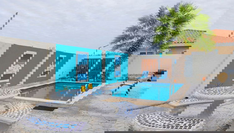 Photo 1 - 2br2ba Home w Private Pool Close 2 Beach BBQ