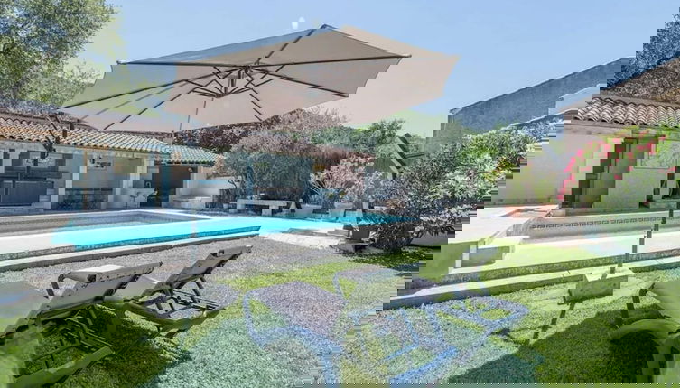 Foto 1 - Villa With Swimming Pool Within the Luberon
