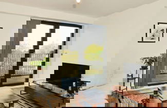 Foto 2 - Sleek 2 Bedroom Apartment - Sofa-bed - Ashford