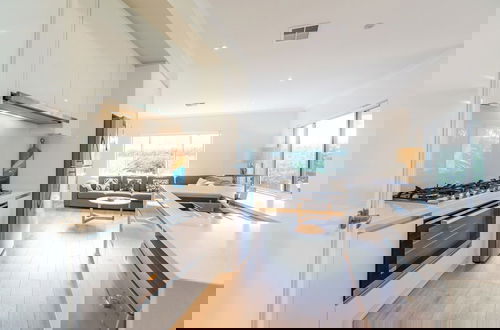Photo 10 - Contemporary Cove
