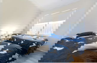 Photo 3 - Contemporary Cove