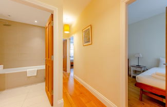 Photo 3 - Spacious and Central 3 Bedroom House in Paddington