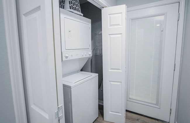 Exceptional 5BR So Close to Riverwalk and Downtown - Photo 23