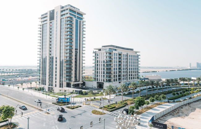 Elegant Stay: Balcony & Stunning Dubai Creek Views - Foto 38