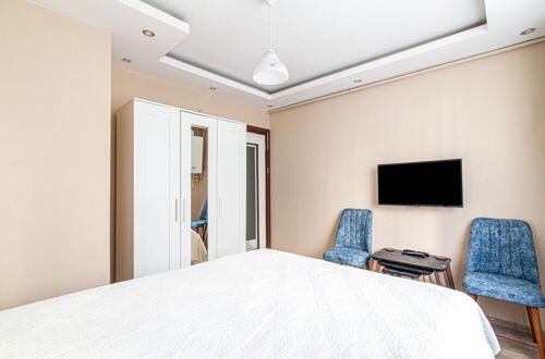 Photo 4 - Modern Studio Flat Close to Profilo Shopping Mall