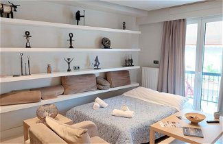 Foto 3 - Luxurious Minimal Apartment in Acropolis