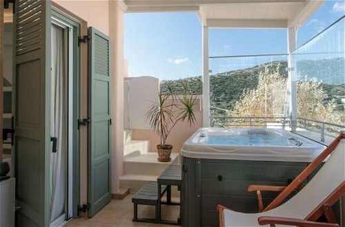 Foto 4 - Naxos Chalkion Beautiful Detsis House With Jacuzzi