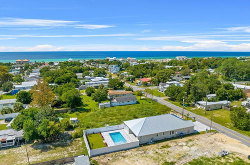 Foto 48 - Brand New Home With In-ground Pool, Four Houses From Beautiful Laguna Beach