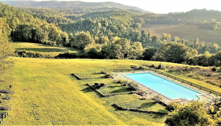 Foto 1 - Large Farmhouse in Umbria -swimming Pool -cinema Room -transparent Geodesic Dome