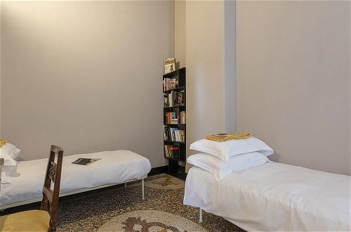 Foto 13 - Fancy Apartment in Palazzo Grimaldi by Wonderful Italy