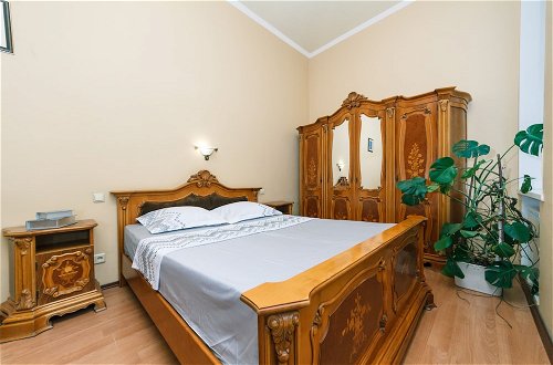 Photo 3 - Apartment with Jacuzzi in city center