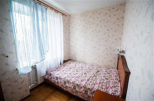 Photo 2 - Apartment on Tigrovaya St. 16