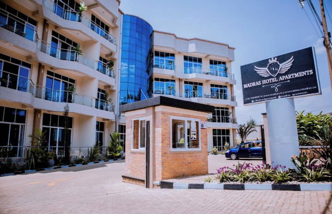 Madras Hotel and Apartments - Foto 1