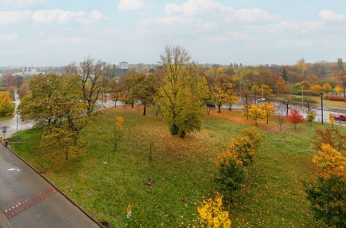 Photo 11 - Warsaw Apartment With Parking by Renters