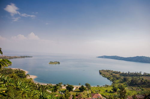 Foto 16 - room in Lodge - Find a Quiet Beach Resort at Rushel Kivu Resort