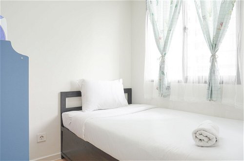 Photo 7 - Nice And Comfort 2Br At Daan Mogot City Apartment