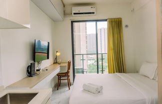 Photo 3 - Well Furnished And Comfy Studio Sky House Bsd Apartment