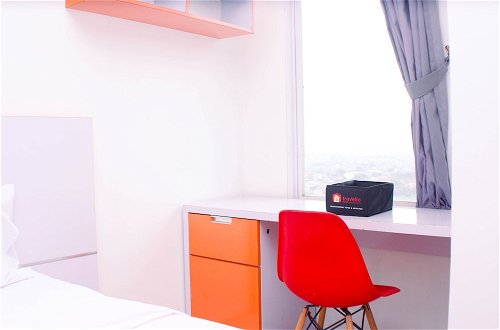 Foto 6 - Best Deal And Comfy Studio Tamansari Mahogany Apartment