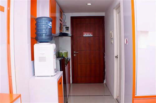Foto 4 - Best Deal And Comfy Studio Tamansari Mahogany Apartment