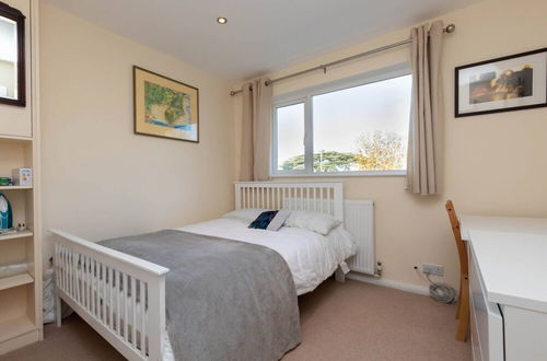 Foto 6 - Quiet 3 Bedroom House With a Garden in Putney