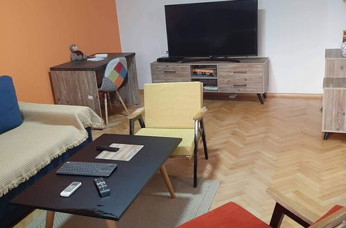 Photo 23 - Stunning Color 1-bed Apartment in Skopje