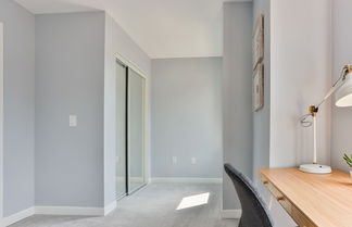 Photo 3 - Central 3BDR Townhouse in Downsview Park