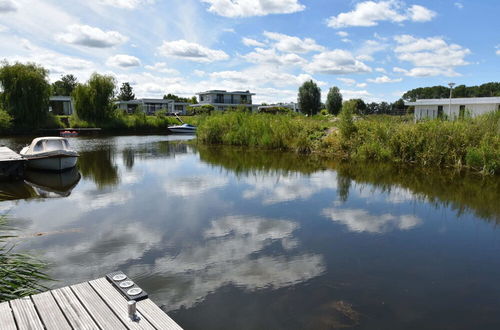 Photo 37 - Modern Villa in Zeewolde With Private Terrace