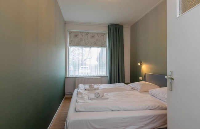 Cozy 4-person Stay at Rustenpolder - Foto 3