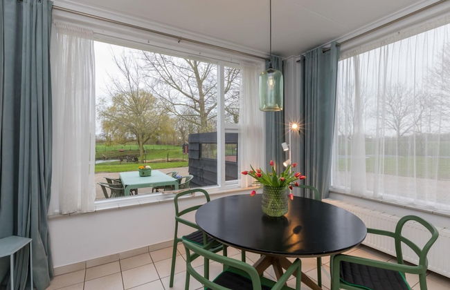 Cozy 4-person Stay at Rustenpolder - Foto 8