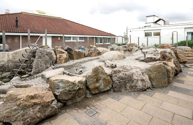 Chalet in Oostkapelle Near Beach & Pool - Foto 31