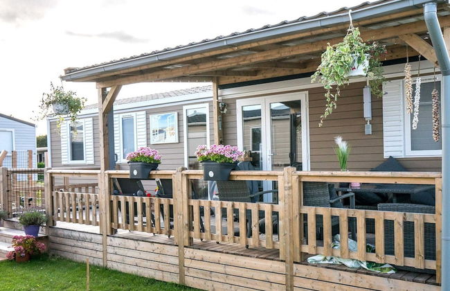Chalet in Oostkapelle Near Beach & Pool - Foto 30