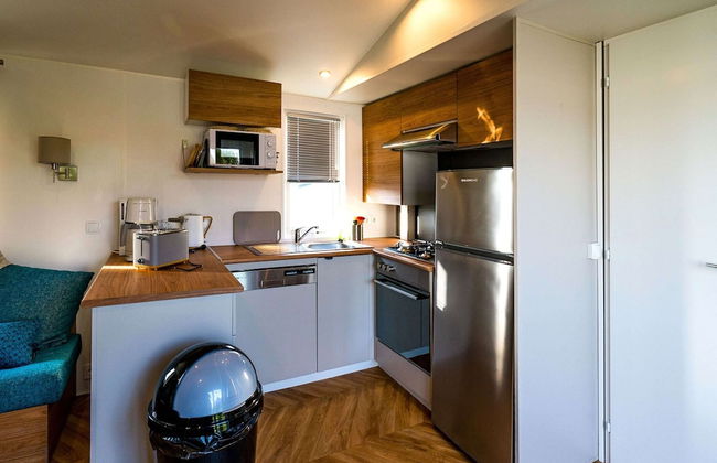 Chalet in Oostkapelle Near Beach & Pool - Foto 13
