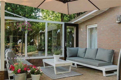 Photo 10 - Attractive Bungalow in Ouddorp With Garden