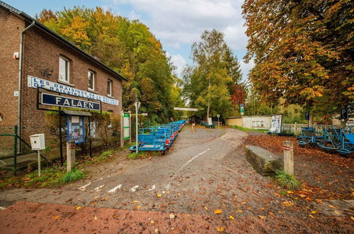 Photo 42 - Spacious Holiday Home in Falaen With Garden