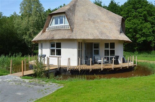 Foto 1 - Unique Holiday Home in Noordwolde With Garden