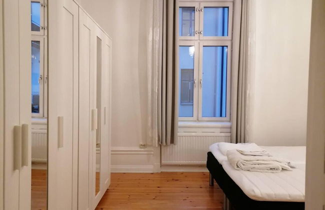 Beautiful 1-bed Apartment in Stockholm - Photo 11