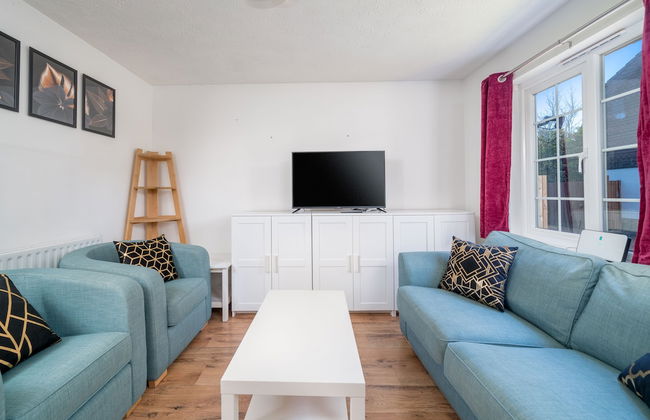 Crawley Pet Friendly 1-Bedroom Apartment - Foto 11