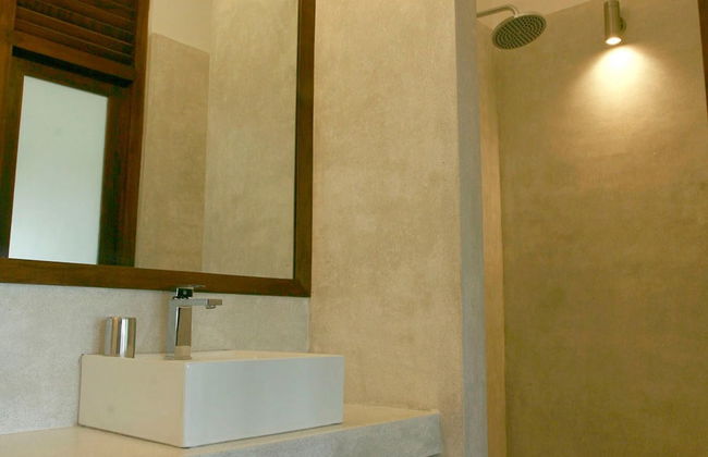 Elevated Villa Overlooking Tranquil Koggala Lake - Foto 21