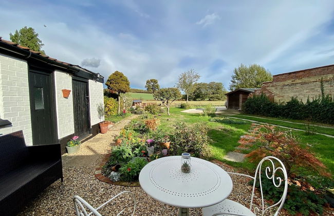 Fern Cottage Yoxford Suffolk - Whole House - Photo 37