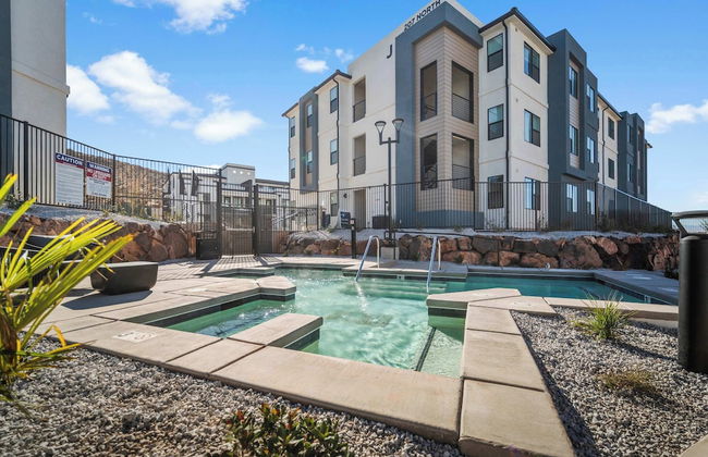 The View Resort Amenities & Epic Views! - Foto 1