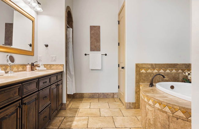 The View Resort Amenities & Epic Views! - Foto 13