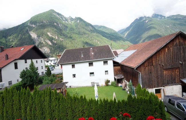 Beautiful Holiday Apartment in Umhausen With two Balconies - Foto 51