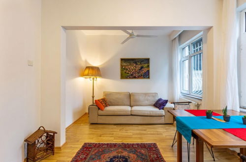 Photo 2 - Vibrant Flat in Cihangir With Central Location